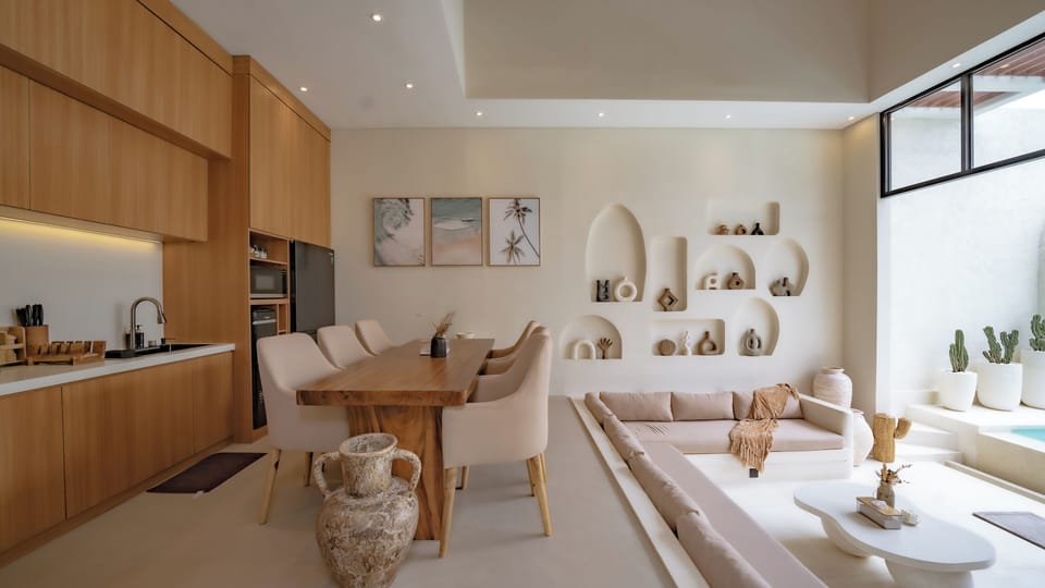 Villa, 3 Bedrooms, Pool View | Dining room