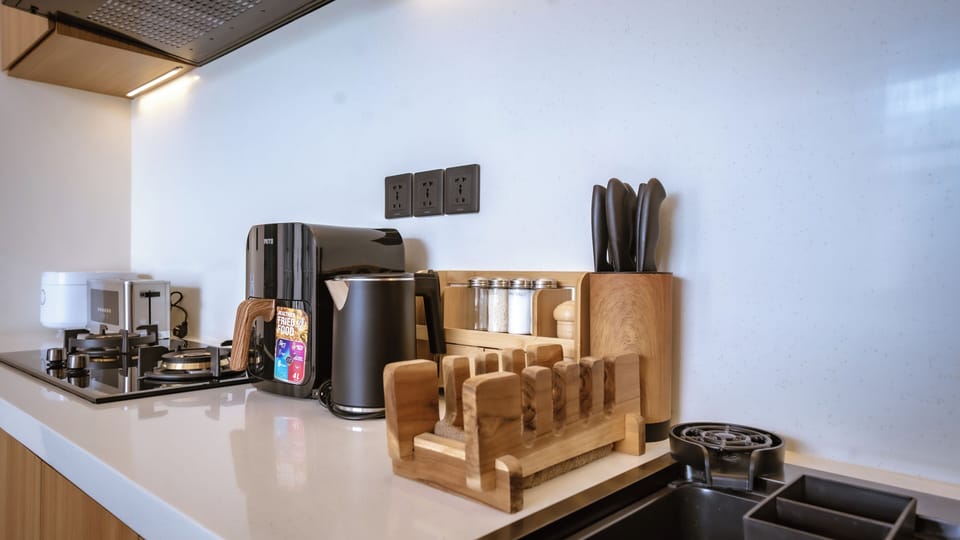 Villa, 3 Bedrooms, Pool View | Private kitchen | Fridge, microwave, stovetop, electric kettle