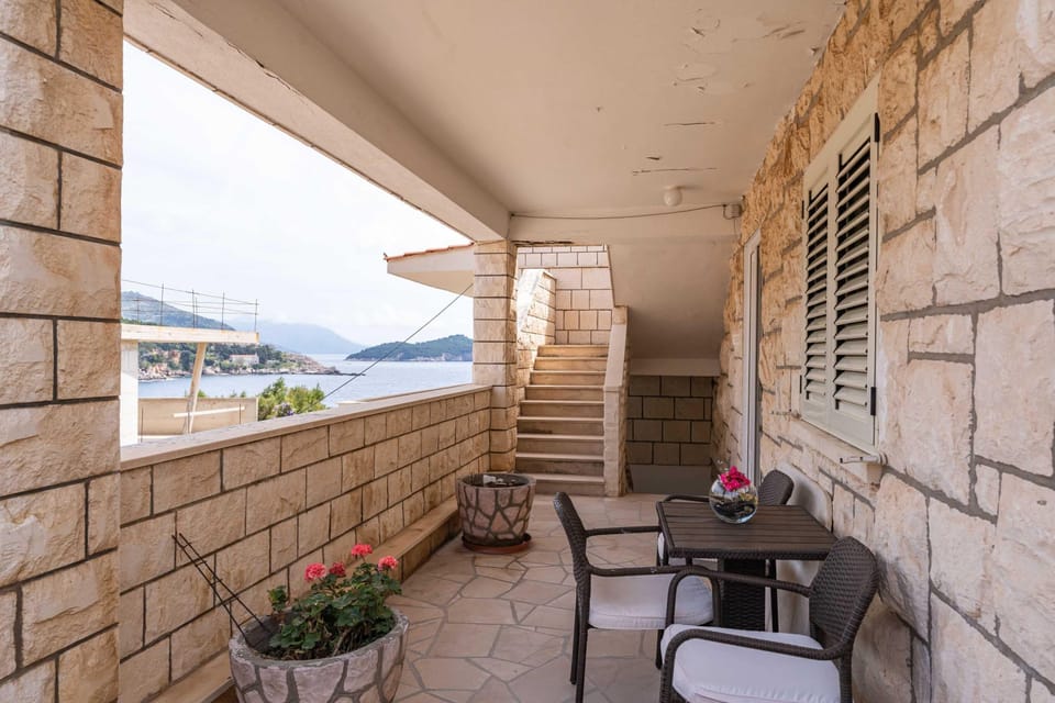 Apartment (Two Bedroom Apartment with Terrace an) | Exterior