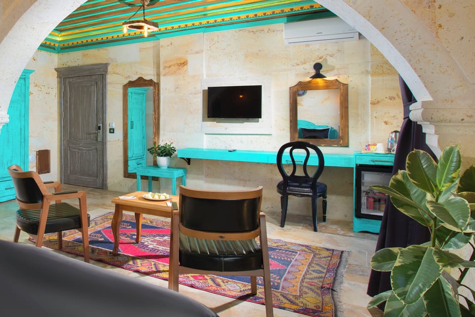 Superior Room, Non Smoking, Lanai | Premium bedding, Select Comfort beds, minibar, individually decorated
