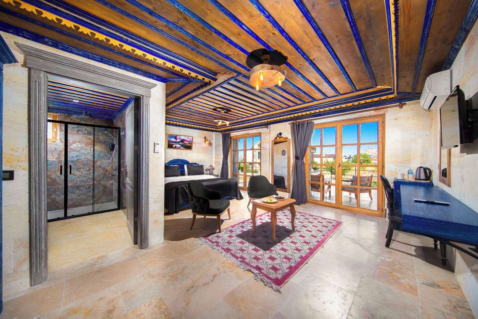 Superior Room, Non Smoking, Lanai | Premium bedding, Select Comfort beds, minibar, individually decorated