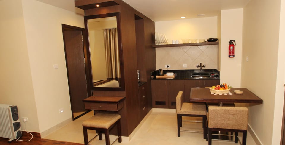 Fridge, microwave, coffee/tea maker, electric kettle