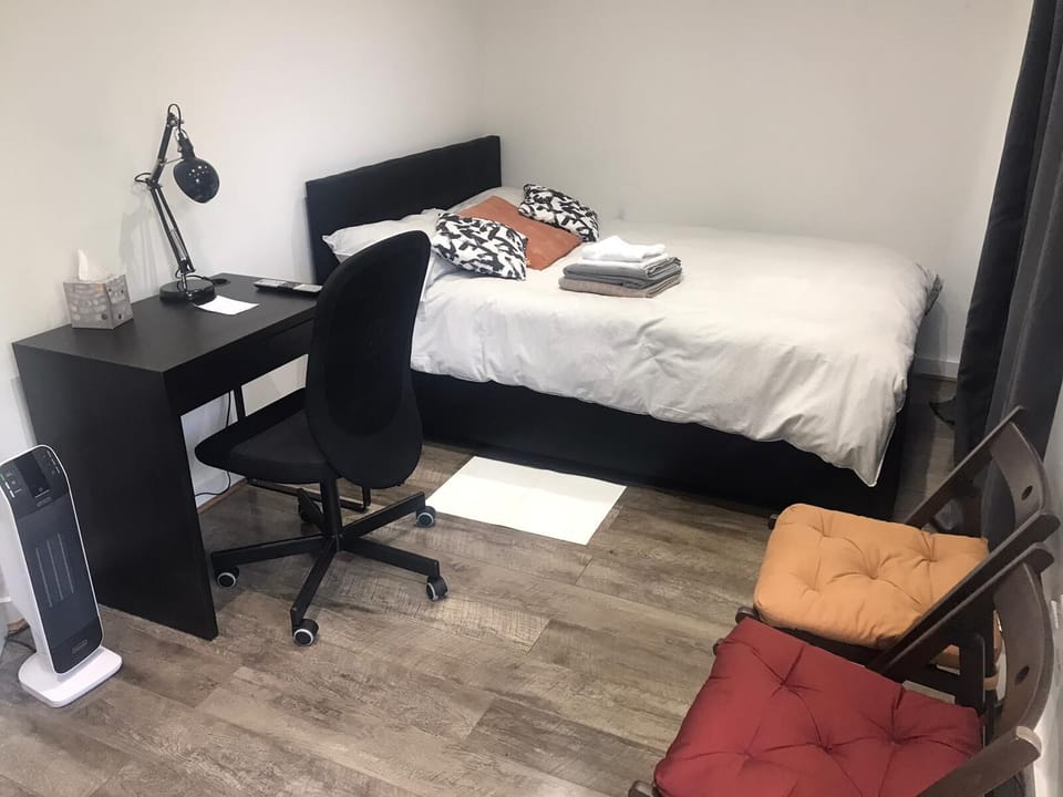 Studio | Free WiFi, bed sheets