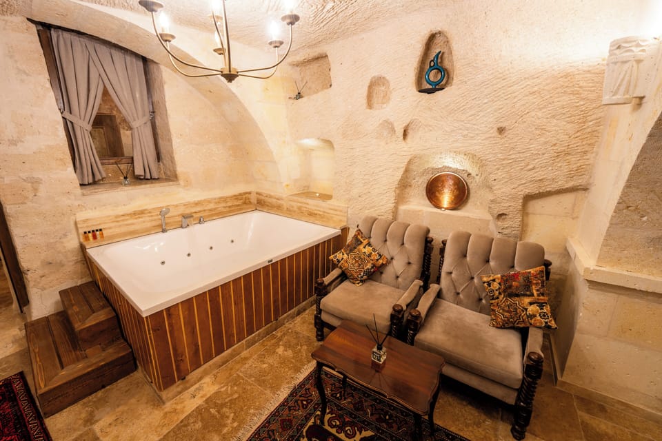 Superior Double Room, 1 King Bed, Hot Tub, Courtyard View | Premium bedding, Select Comfort beds, individually decorated