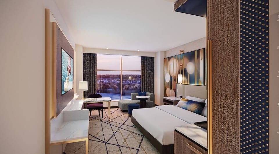 Premium bedding, in-room safe, desk, laptop workspace