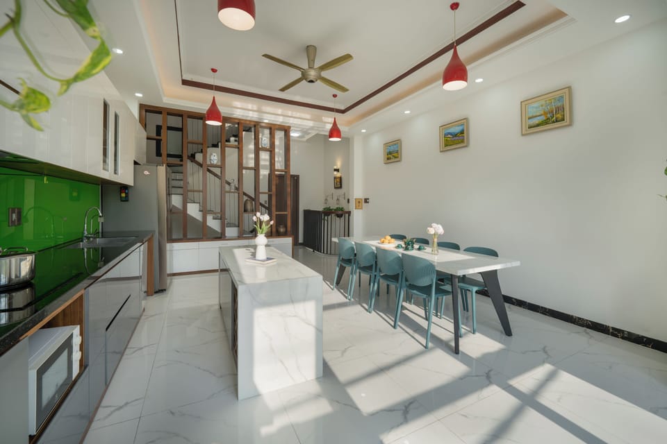 City Villa, Kitchen, City View | Shared kitchen facilities | Electric kettle