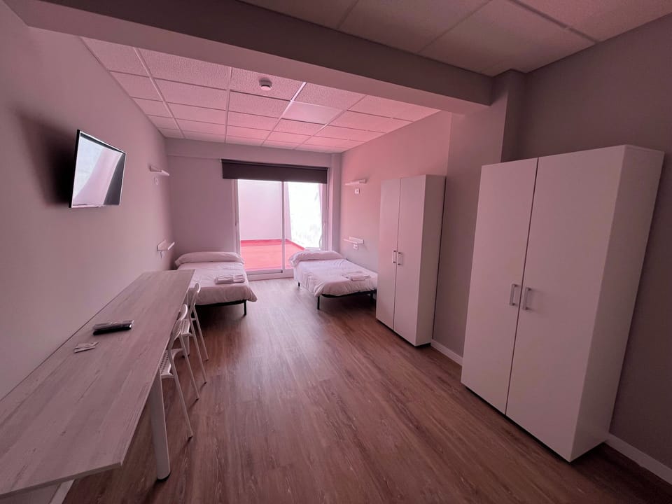 Basic Double Room, 3 Twin Beds, Balcony | Soundproofing, free WiFi