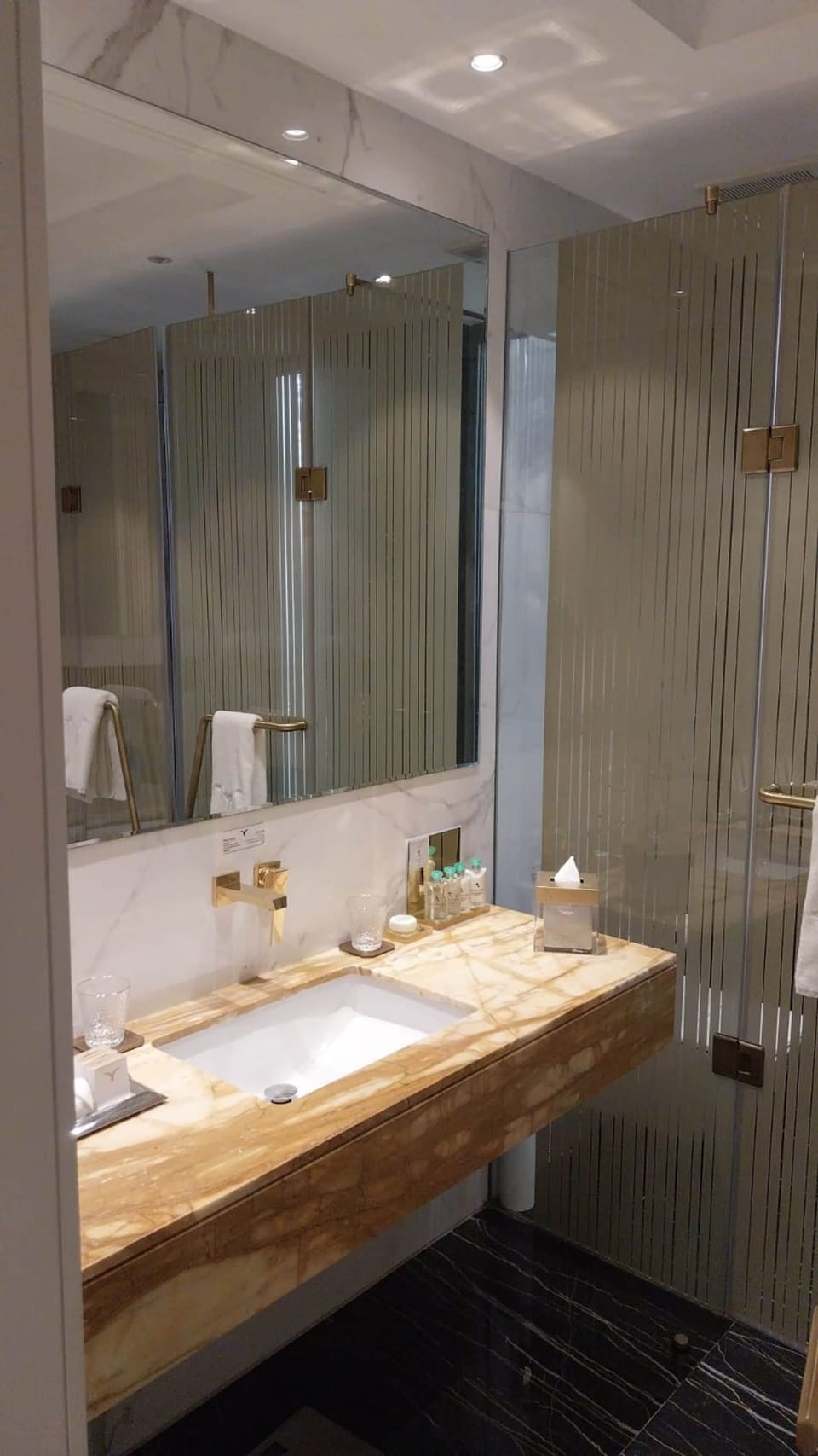 Rainfall showerhead, designer toiletries, hair dryer, bathrobes