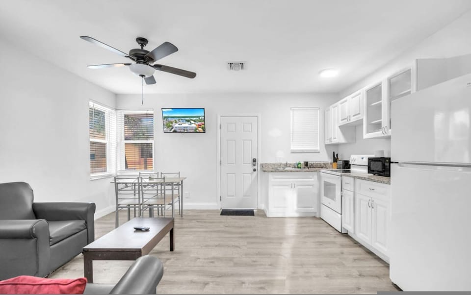 House | 1 bedroom