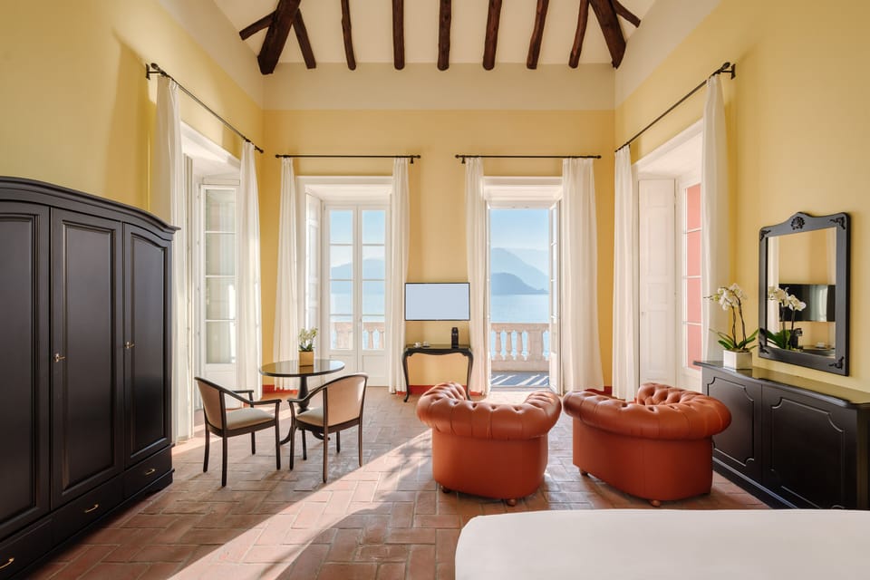 Suite, Lake View, Annex Building | Living area | Flat-screen TV