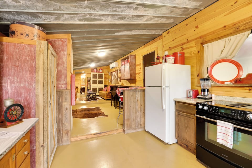 House (1 Bedroom) | Interior