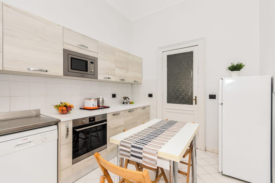 Apartment | Private kitchen | Fridge, microwave, oven, stovetop
