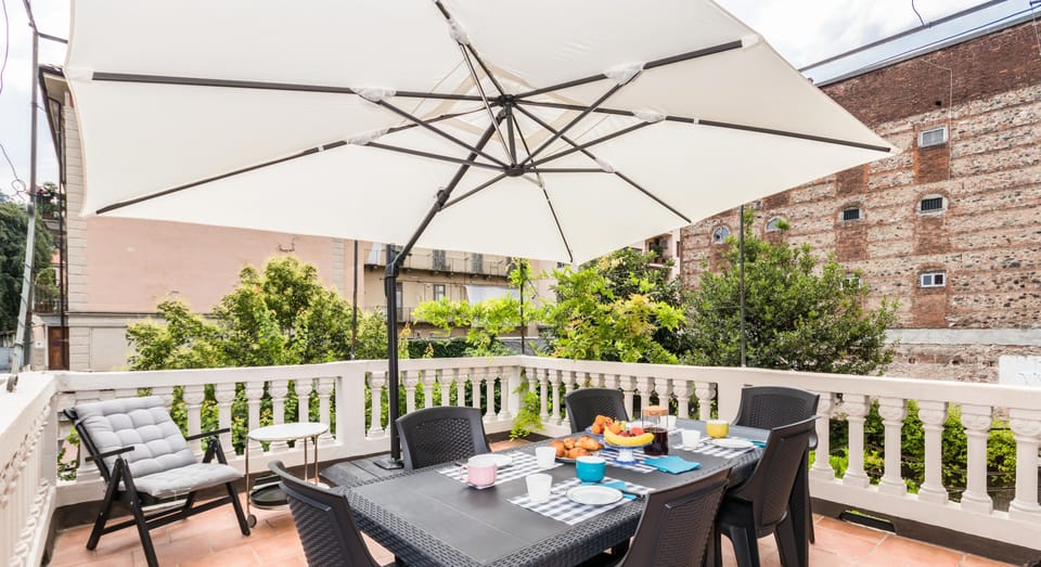 Apartment | Terrace/patio