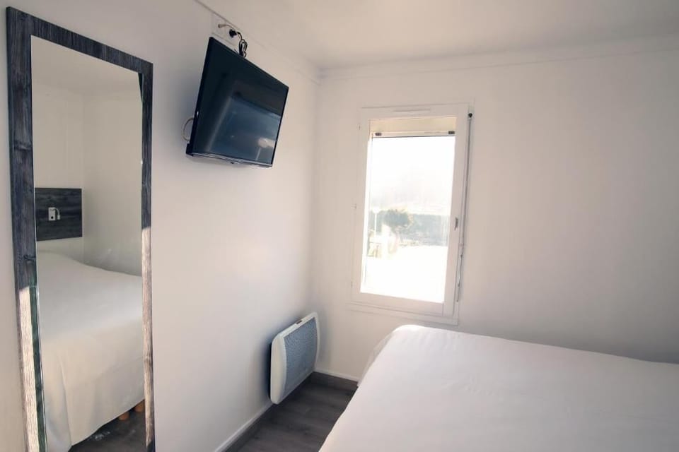 Double Room | Desk, laptop workspace, soundproofing, free WiFi