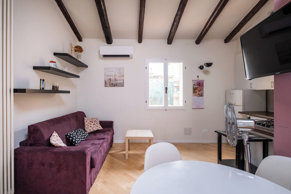 Apartment | Living area | 32-inch flat-screen TV with digital channels