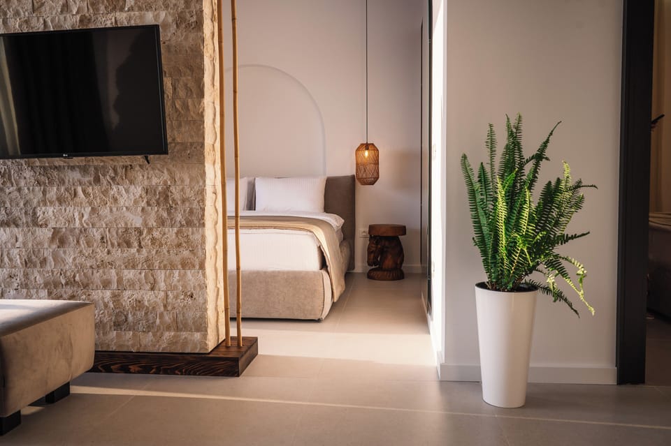 Deluxe Apartment, Sea View | Premium bedding, memory foam beds, soundproofing, free WiFi