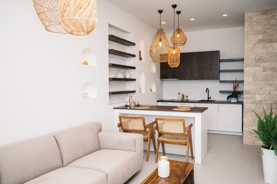 Deluxe Apartment, Sea View | Living area | 42-inch flat-screen TV with digital channels, Netflix