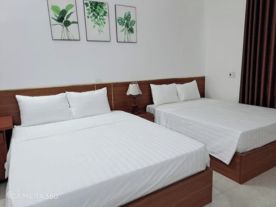 Soundproofing, iron/ironing board, free WiFi