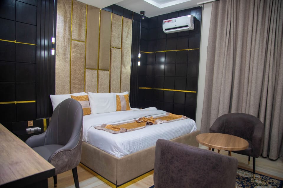 Executive Single Room, Balcony, City View | Premium bedding, desk, laptop workspace, free WiFi