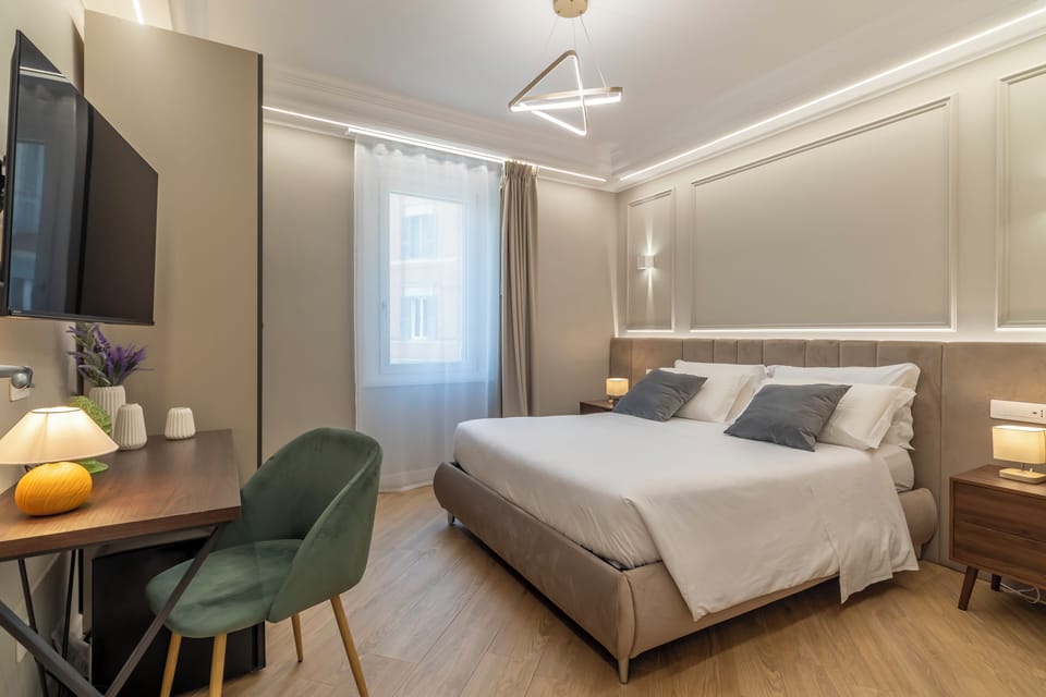 Superior Suite | Premium bedding, down comforters, memory foam beds