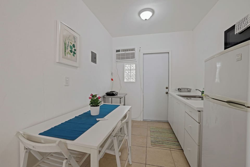 Deluxe Double Room #8 | Living area
