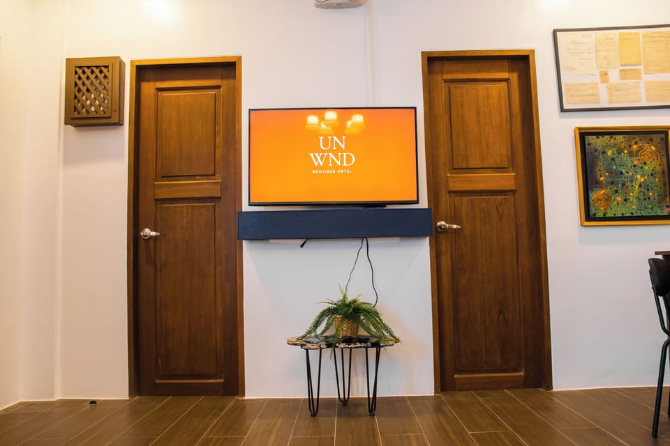 Balayan Family Room | Television