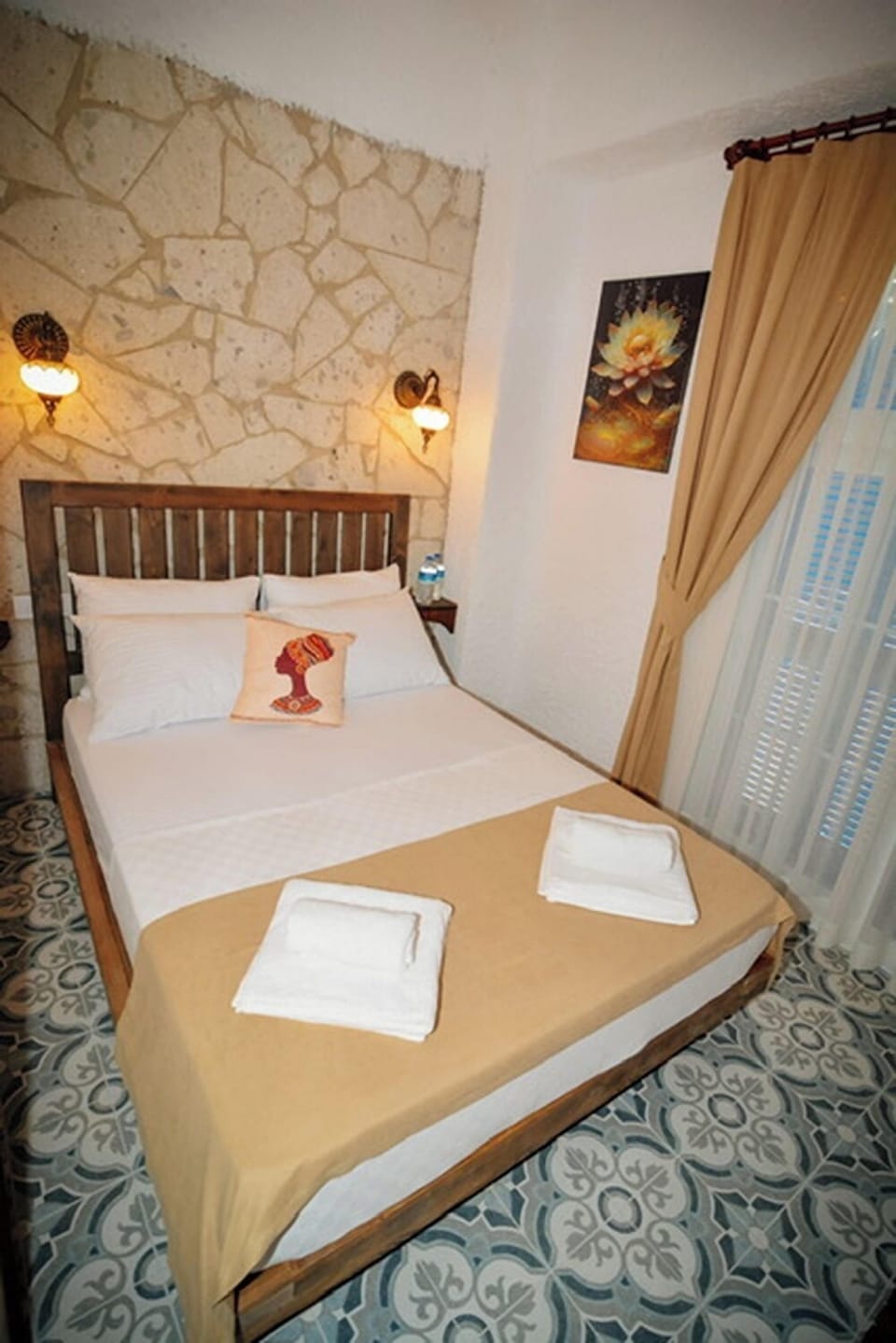 Standard Double Room, 2 Double Beds, Non Smoking, Bay View | WiFi (free)
