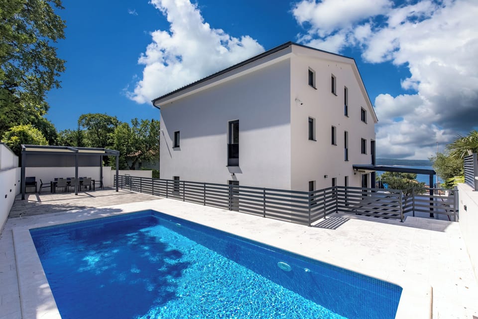 Family Apartment, 3 Bedrooms, Microwave, Sea Facing (Spacious Pool Apartment Crikvenica) | Pool | Outdoor pool