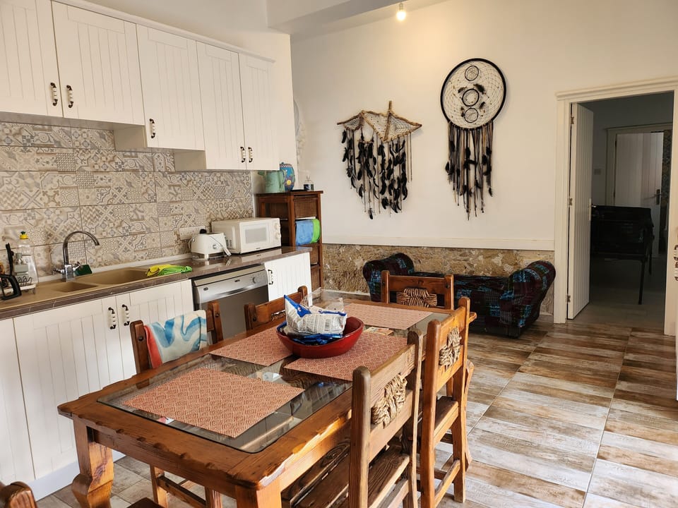 Exclusive Villa, Non Smoking, Garden Area | Private kitchen | Fridge, microwave, oven, stovetop