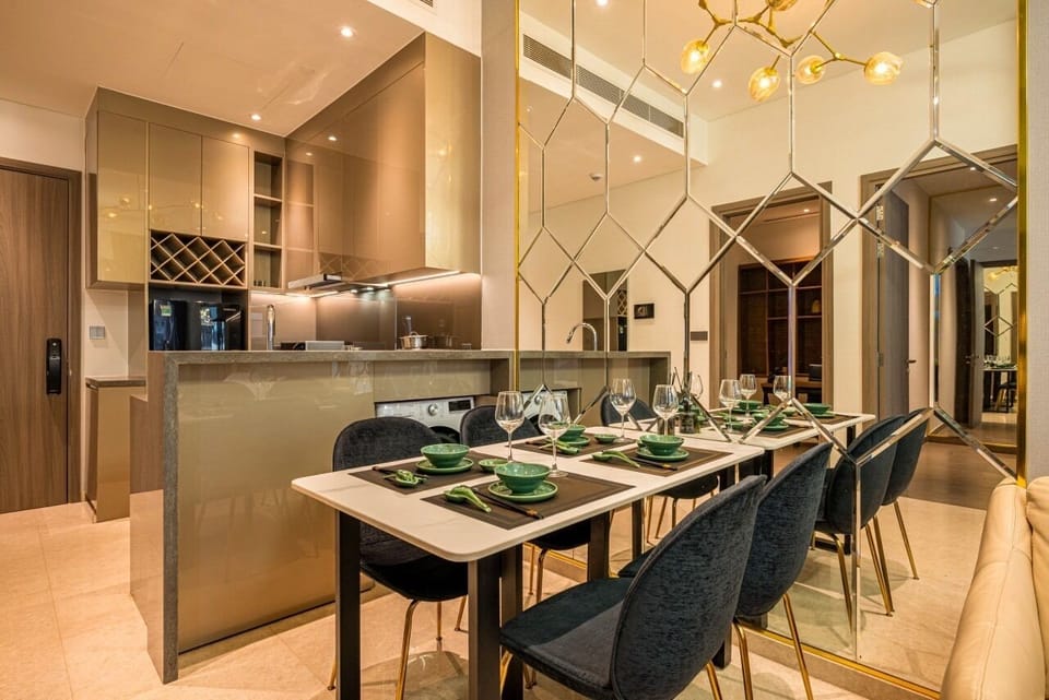 Business Apartment | Living area