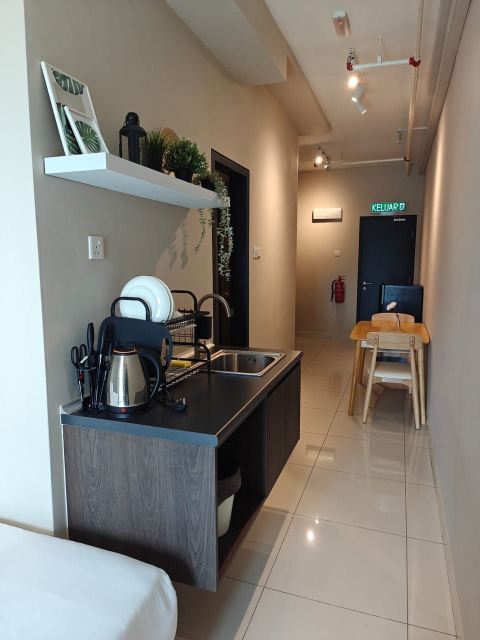 Private kitchenette
