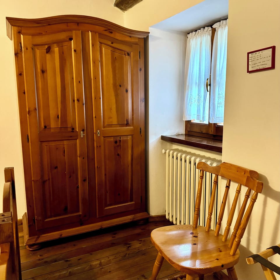 Basic Double or Twin Room, Mountain View