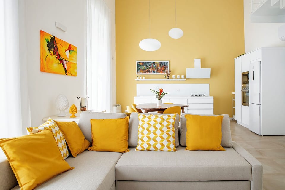 Apartment | Living area | TV