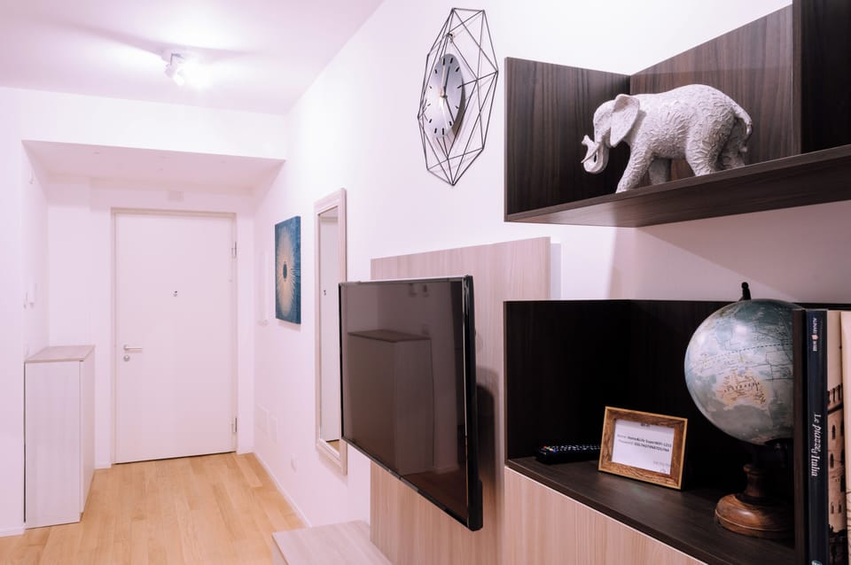 Apartment | 1 bedroom, cribs/infant beds, free WiFi