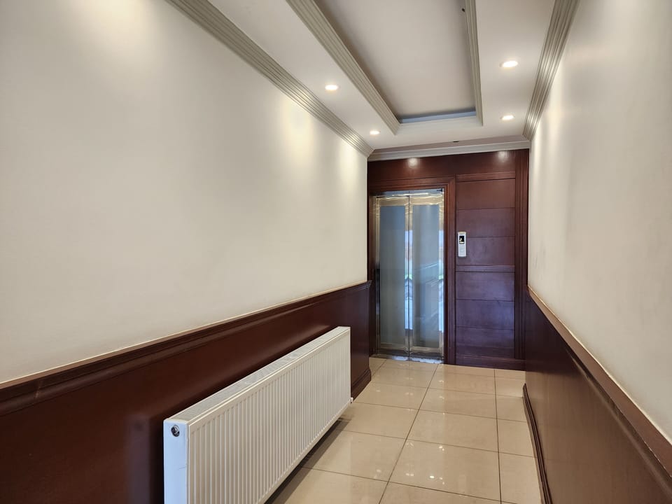 Elevator
