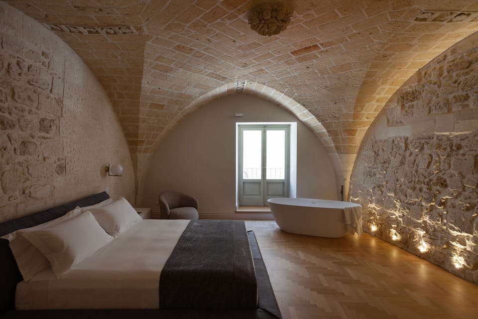 Grand Suite, Balcony, City View | In-room safe, blackout drapes, soundproofing