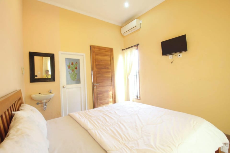 Deluxe Double Room | Free WiFi, bed sheets