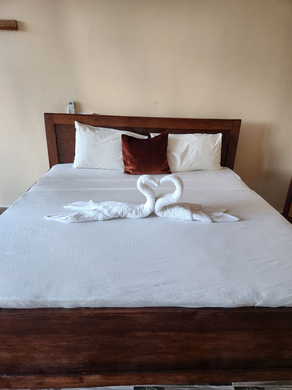 In-room safe, free WiFi