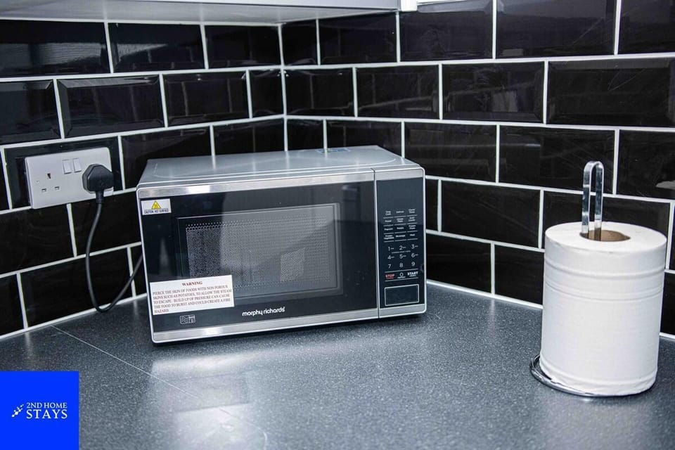 House | Microwave