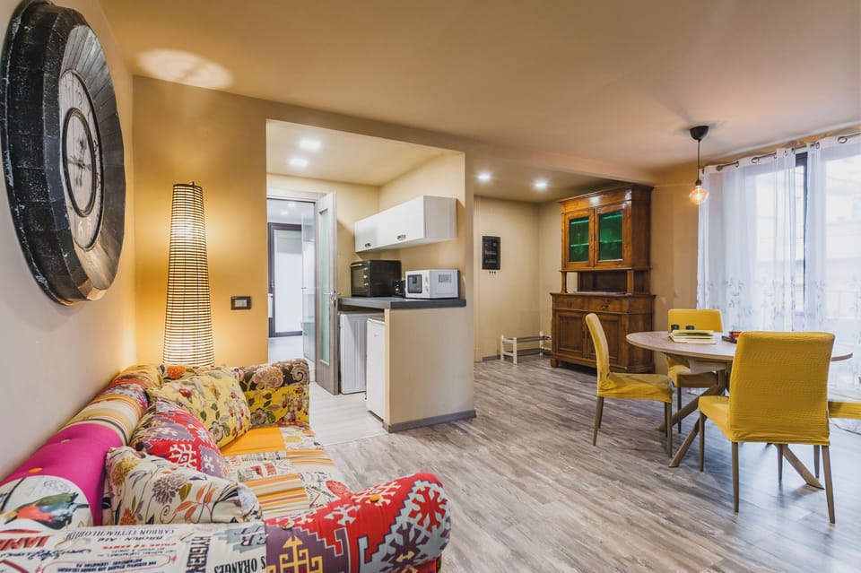 Apartment, Balcony | Living area | 35-inch TV with digital channels