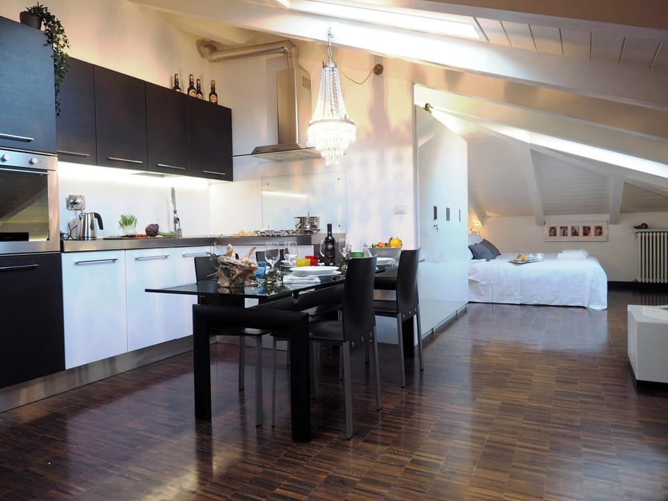 Apartment | Dining room