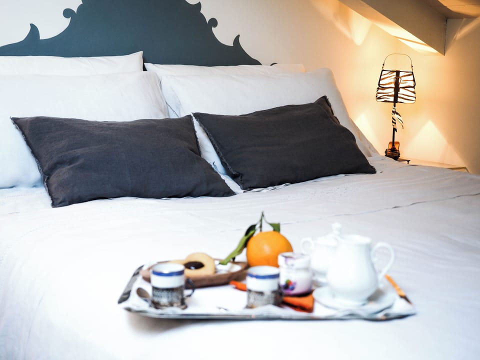 Apartment | Iron/ironing board, WiFi (free), bed sheets