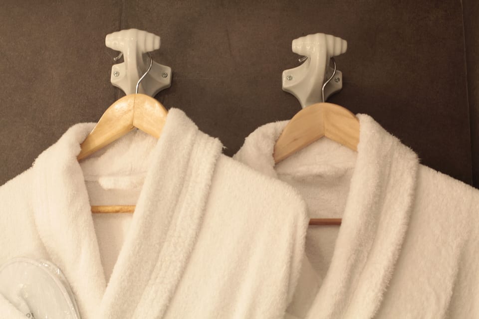 Suite, 1 King Bed, Balcony | In-room safe, desk, laptop workspace, blackout drapes