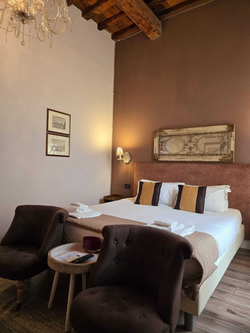 Classic Double Room | In-room safe, soundproofing, iron/ironing board (on request)