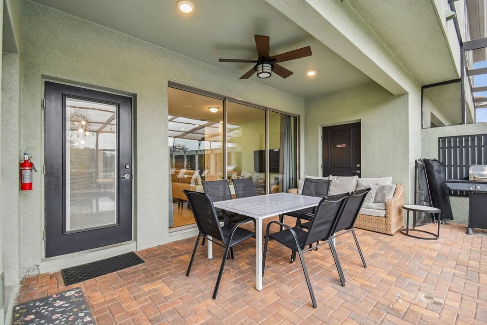 Townhome, 5 Bedrooms | Outdoor dining