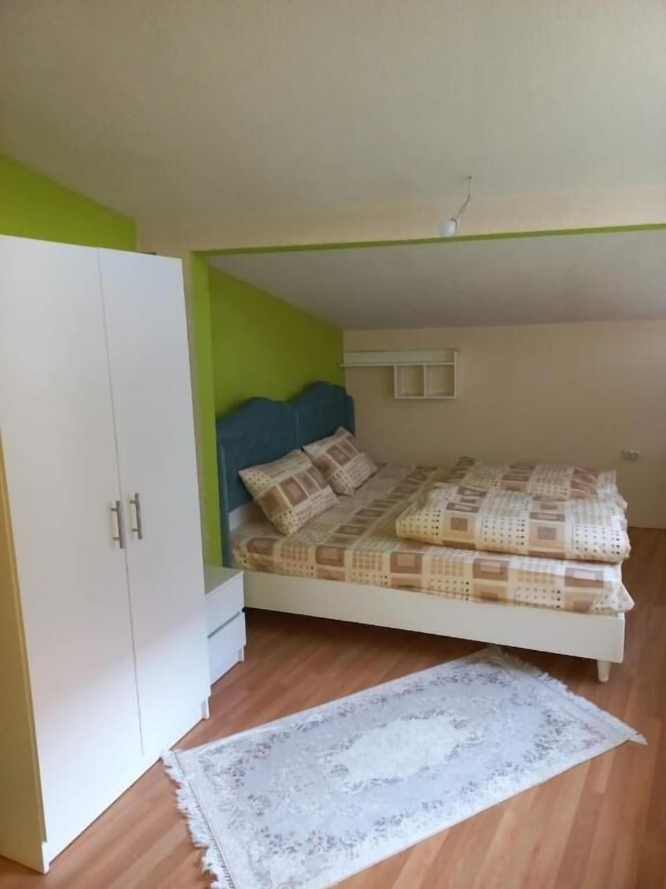 Basic Shared Dormitory | Desk, soundproofing, iron/ironing board, free WiFi