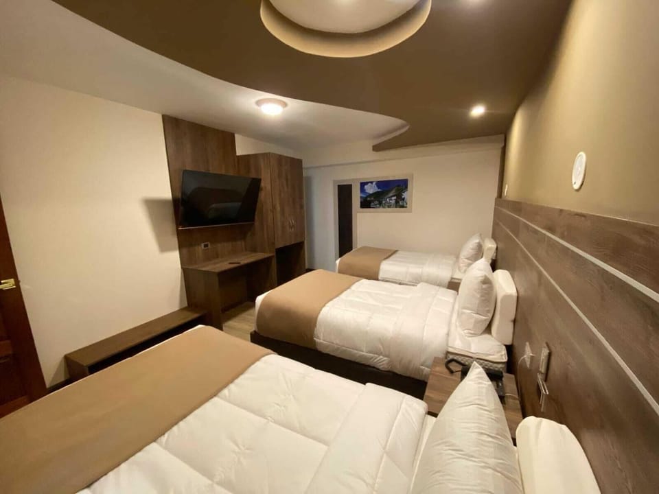 Standard Triple Room | In-room safe, desk, laptop workspace, free WiFi