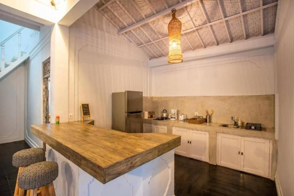 Villa, 3 Bedrooms, Balcony, Pool View | Private kitchenette