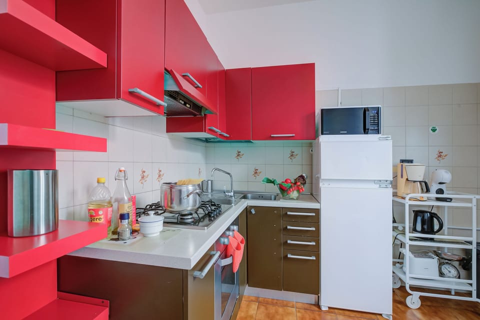 Family Apartment, 2 Bedrooms, Balcony (Serendipity Spiaggia E Porto Sole) | Private kitchen | Coffee/tea maker