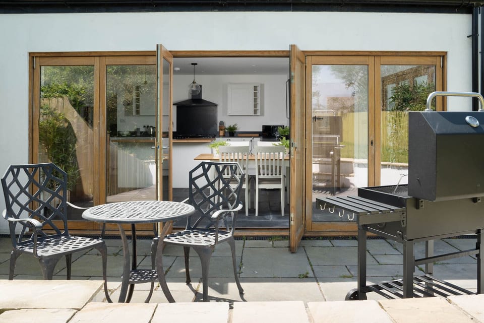 House | Outdoor dining